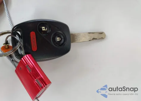 2013 Honda Fit from USA, damaged, VIN JHMGE8H3XDC017839